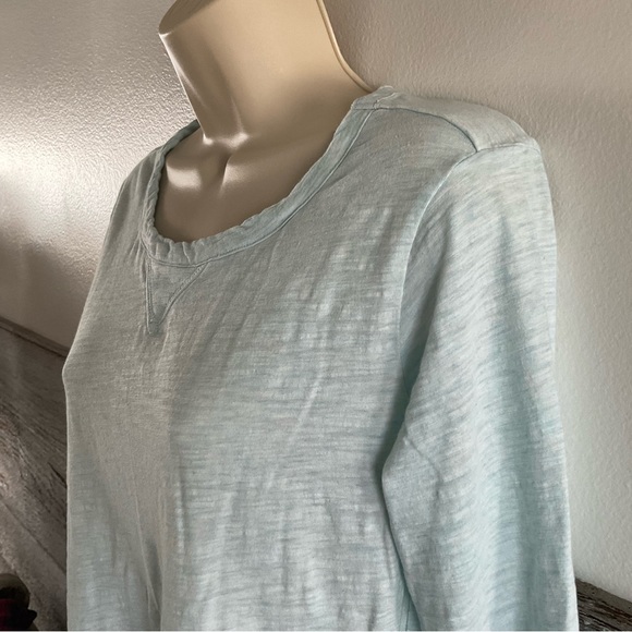 Carhartt 3/4 sleeve women’s casual tee size small (4/6) - Picture 2 of 5